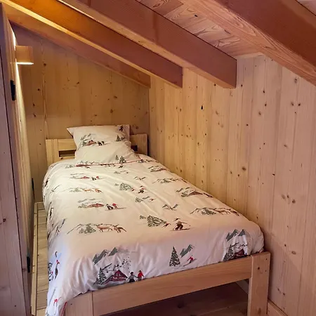 Charmant Sous Combles, Neuf