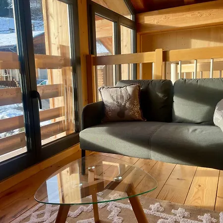 Charmant Sous Combles, Neuf Apartment Les Gets